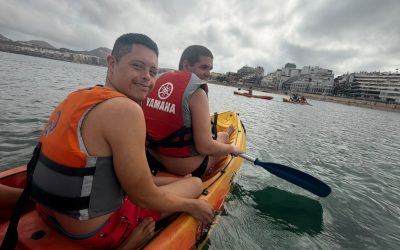 Kayak y snorkel en la playa de Las Canteras
